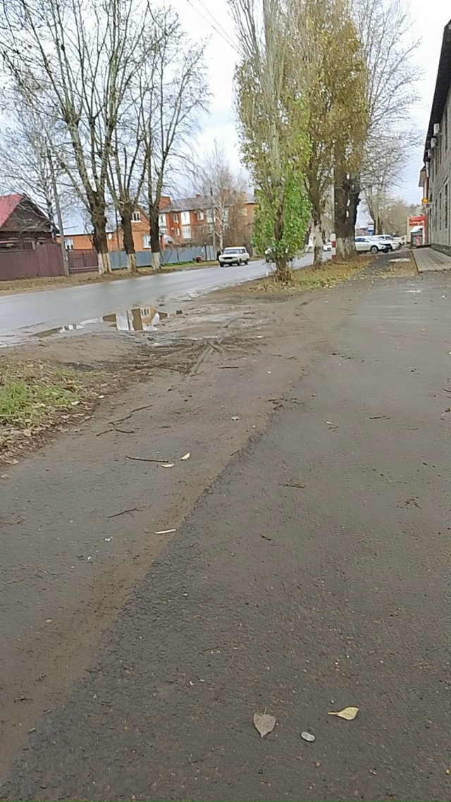 Обстановка на ул. 1-й линии! Будьте внимательны! Берегит...