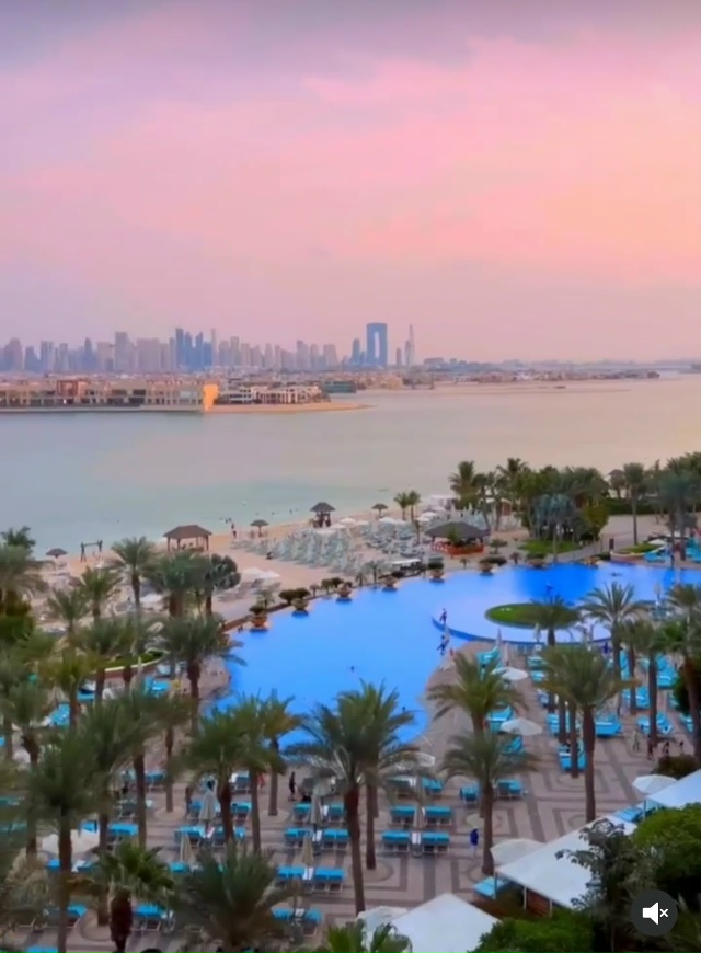 ОАЭ
НАША ПЛАНЕТА 🌔...