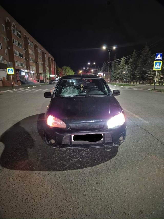 В Бузулуке на пешеходном переходе сбили 17-летнюю школь...