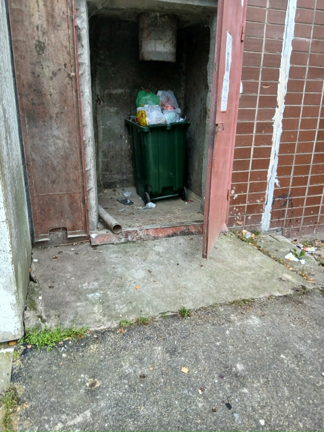 Авиационная 9 - 4 подъед. Спасибо за уборку . Надеемся жи...