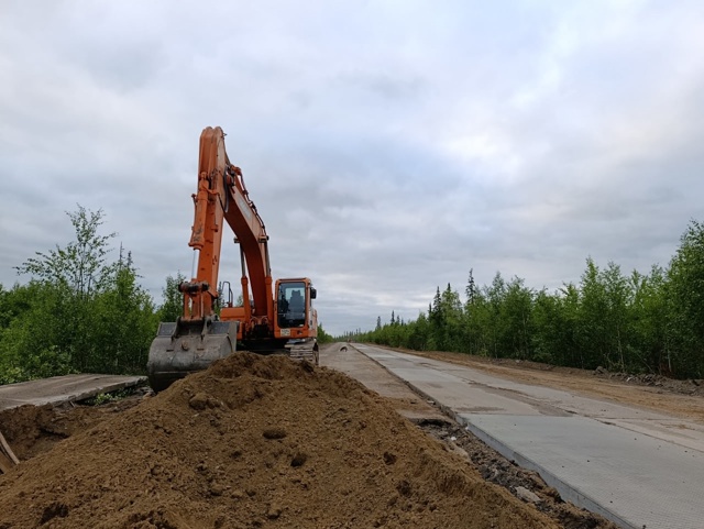 На участке Усть-Уса – Харьягинский продолжается капит...