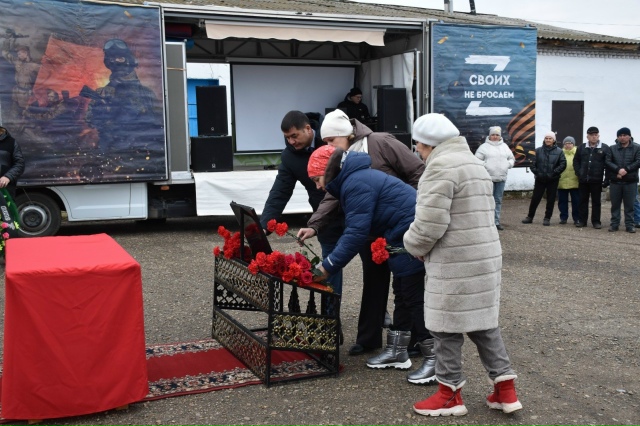 В Дуванском районе состоялся прощальный митинг
Караку...