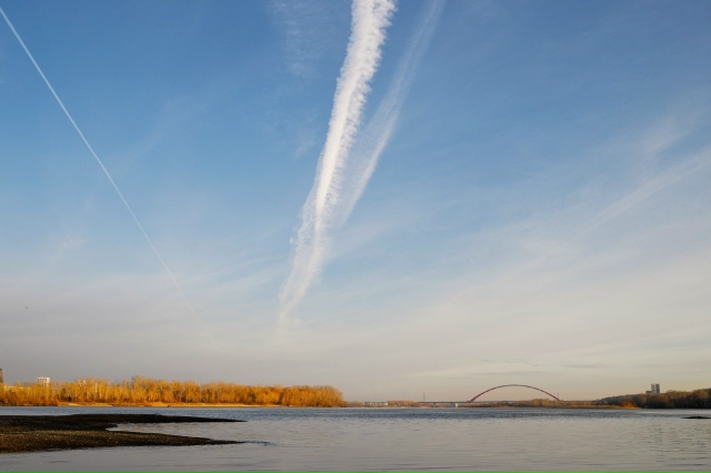Дoбpoe утpo, дpузья! Отличнoгo вaм дня и хopoшeгo нacтpoeния!