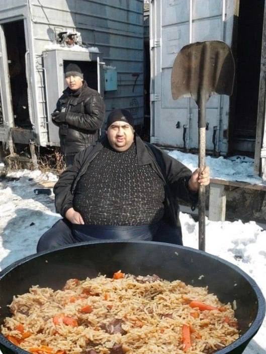 В Подмосковье 10-месячный ребёнок впал в кому после батиного плова — отец накормил малыша рисом с пр