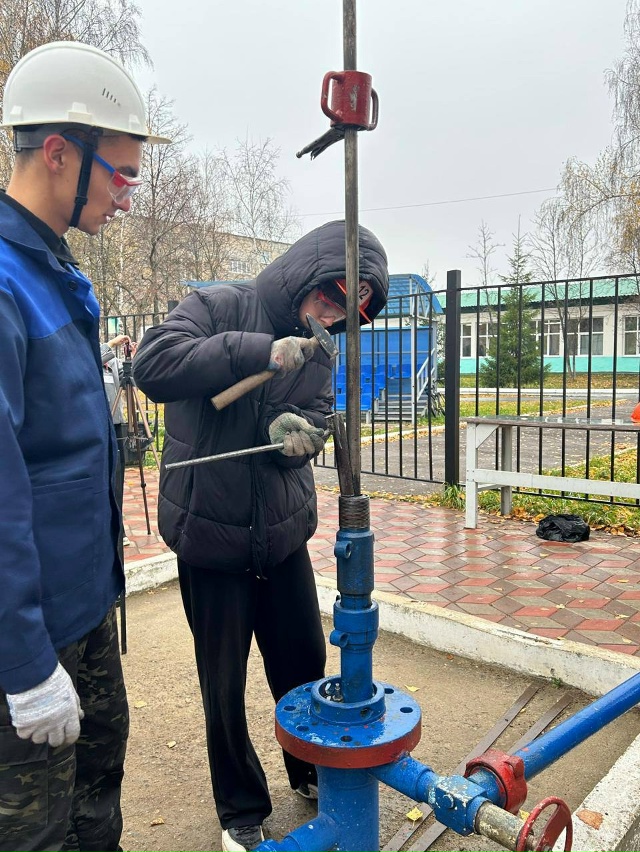 На день открытых дверей дети 10 школы пошли в Нефтекамс?...