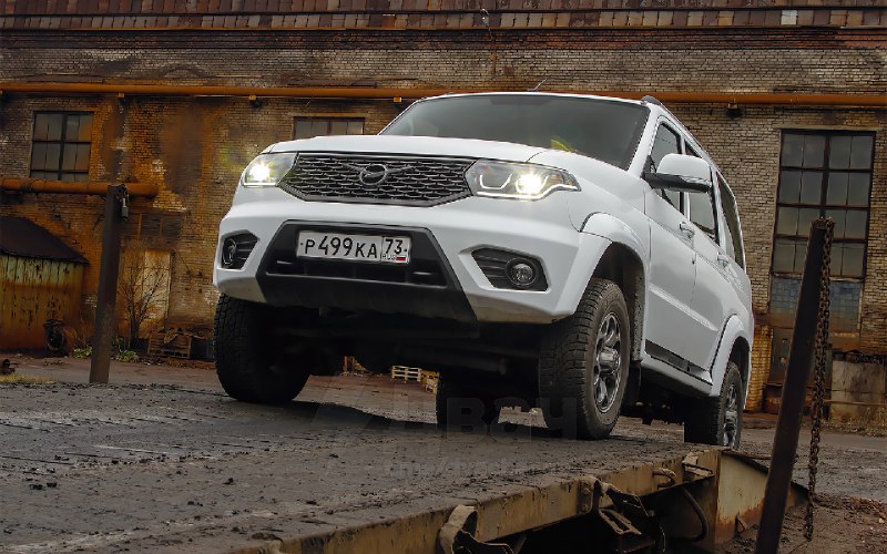 УАЗ показал новый «Патриот» — это первое обновление модели за последние 10 лет
Теперь у колымаги бу