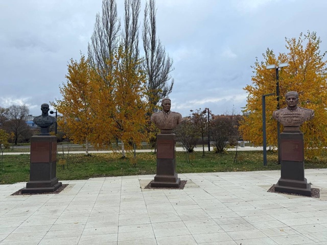 Осенний привет из нашего парка. 👋