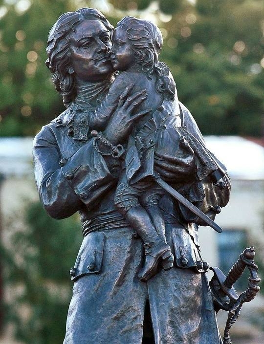 Во время пребывания в Париже в 1717 году Петр I должен был...