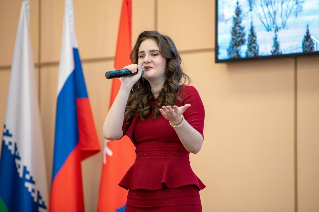 🏙️ В АДМИНИСТРАЦИИ НАРЬЯН-МАРА ТОРЖЕСТВЕННО ОТМЕТИЛ?...