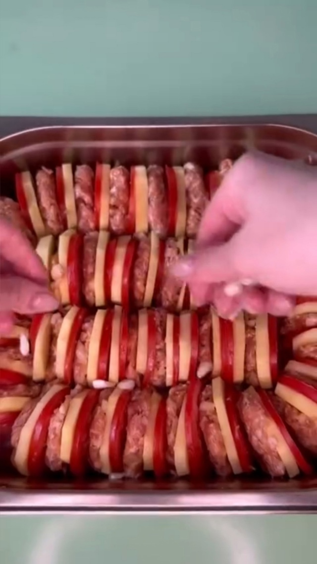 Вкусный обед из простых продуктов - фарш, картофель и п?...