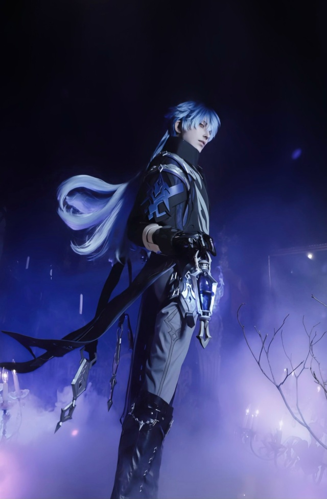 — С ума сойти, какой восхитительный Кирилл Чудомирови?...