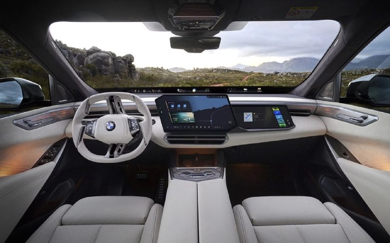 Новый BMW X5 в России оценили минимум в 18 млн рублей — это почти вдвое дороже, чем он стоит в Герма