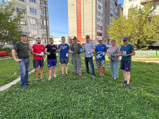 Конечно дела хорошие - облагораживать детские площадк?...