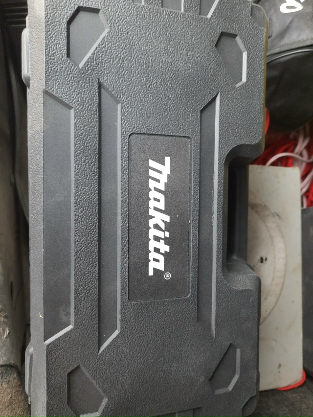 Продам!Новый!3 тысячи! +79679594485