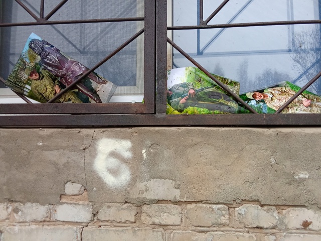 С торца дома по ул. Комсомольская, 9 со стороны второй ш?...