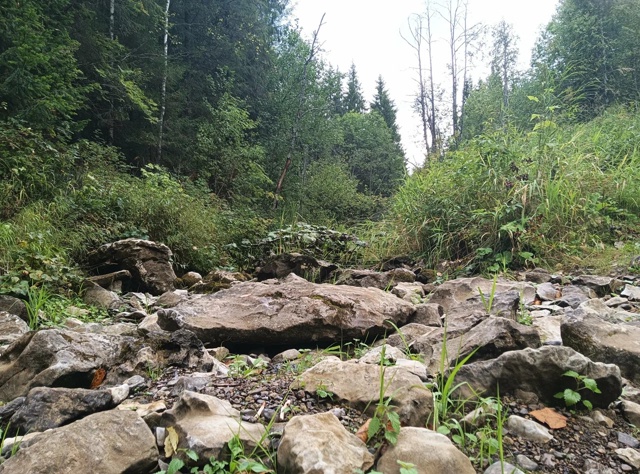 🥰🗻 Прекрасные Чаньвинские пещеры
Одна из легенд свя...