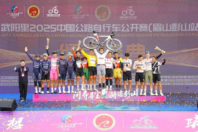 ⚡Выксунец Иван Блохин вновь в тройке лидеров чемпиона...