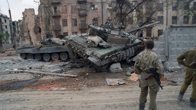 В новогoднюю ночь с 1994 по 1995 год пpoизошел трагический ш?...