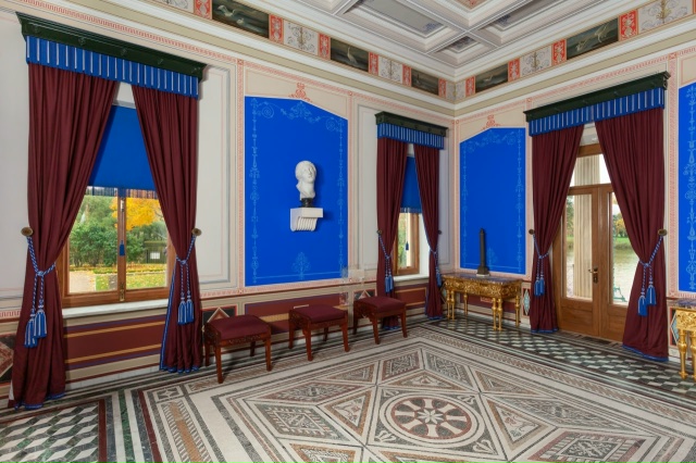 Древнеримская мозаика 📜
Одним из самых ценных элемен...