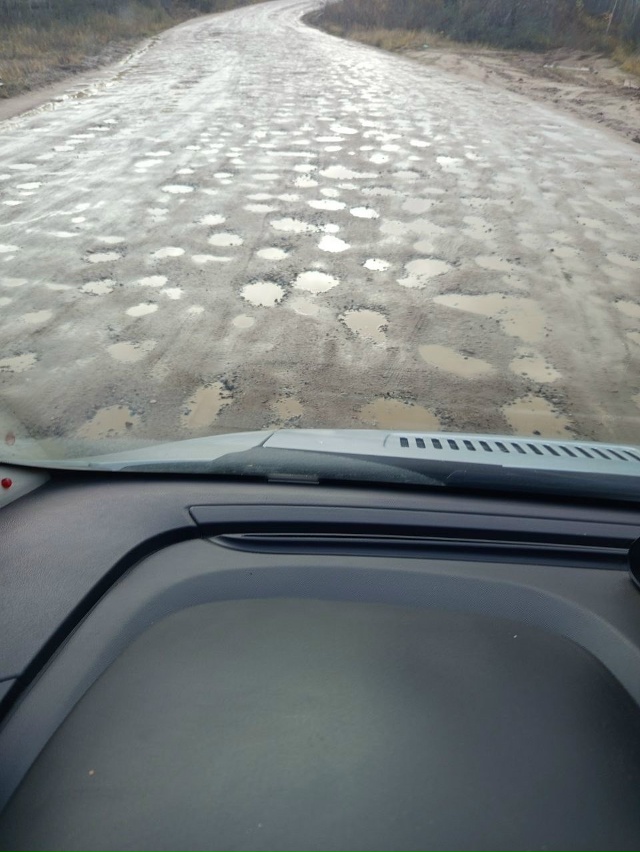 Глава Волоколамска Наталья Козлова!!!!!!
Приедьте в дере...