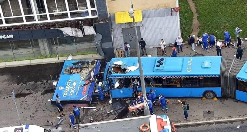 🚌 Крупное ДТП на Нижегородской: ГАЗель нарушила ПДД и подрезала автобус
Число пострадавших выросло