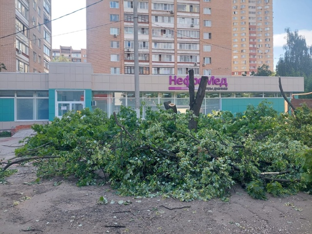 ЖИТЕЛИ ПРОТИВ ТЦ
История строительства торгового цен?...