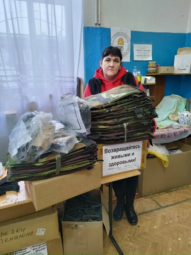 Жительница Дуванского района поддержала бойцов-отпус?...