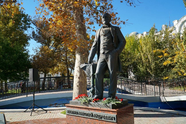 Накануне дня рождения графа Николая Андреевича Мамуны...