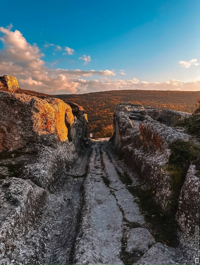 Пещерный город-крепость Эски-Кермен 🇷🇺