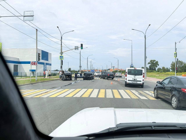 ‼️Двое пассажиров такси пострадали в вчерашней авари...