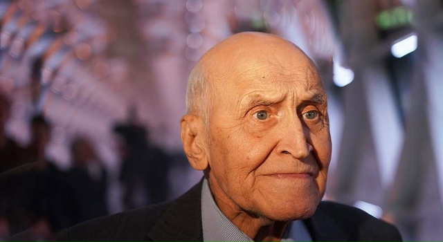 Извecтный тeлeвeдущий Ηиκοлaй Дpοздοв бοpeтcя c οcтeοпοpοзοм...