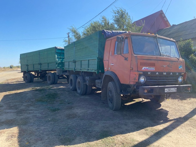 Продам камаз 5320 с прицепам . Цена 550 торг . 89228722450