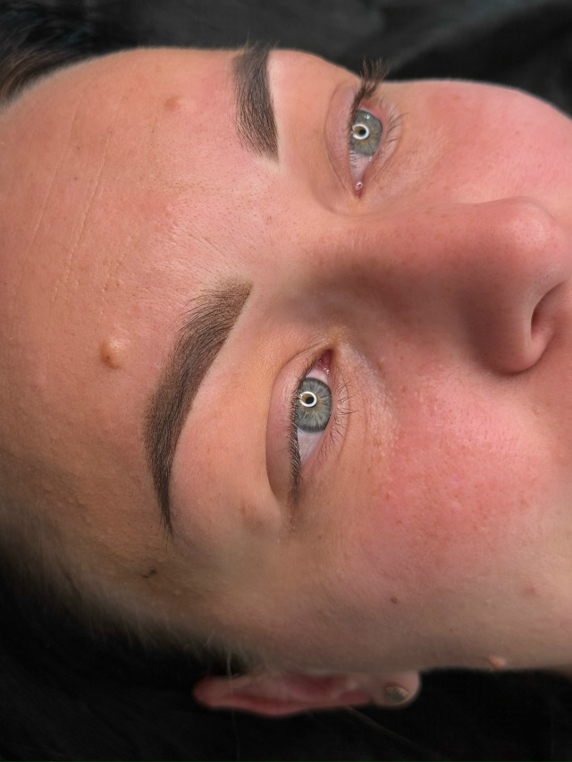 Привет 👋
🪄
Будем знакомы!
Меня зовут Ирина ,
я мастер ...