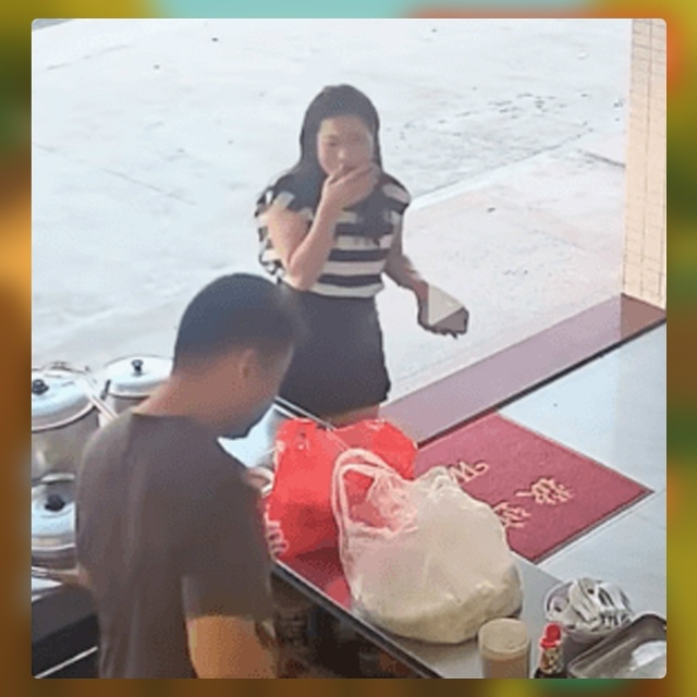 Безумные приколы
Говорят, первая любовь не забывается....