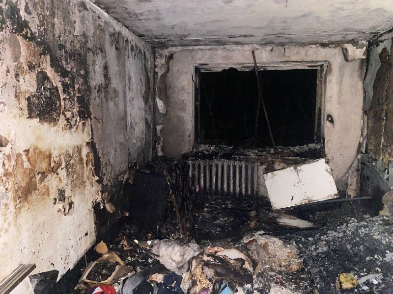 В Красноярском крае загоревшийся телевизор убил 16-летнюю девушку.
Пожар вспыхнул в двухкомнатной