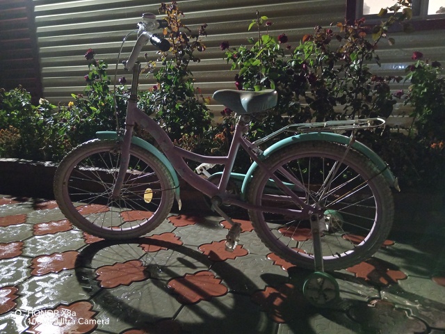 Продаётся детский велосипед примерно на 5-8 лет. Полнос?...