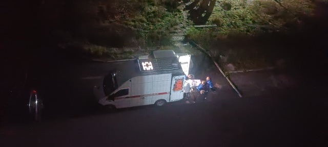 Сколько можно издеваться над людьми?! Ильича 22а. Фонари...