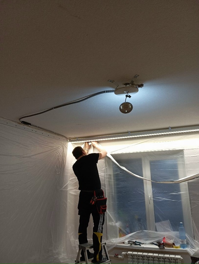 Кому доверить установку натяжных потолков и остаться ?...