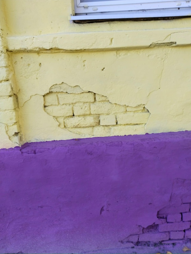 Срали, мазали, лепили
В пыли дорог, под солнцем жгучим,
...