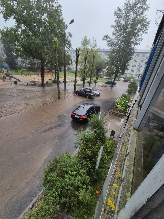 Ремонт придомовой дороги Московская 9