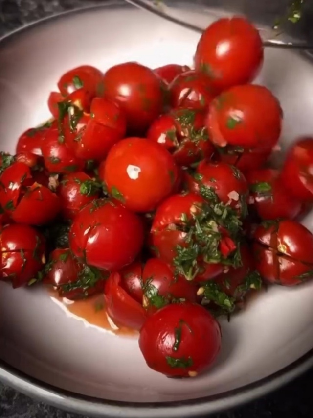 Маринованные томаты черри - классная закуска к любому ?...