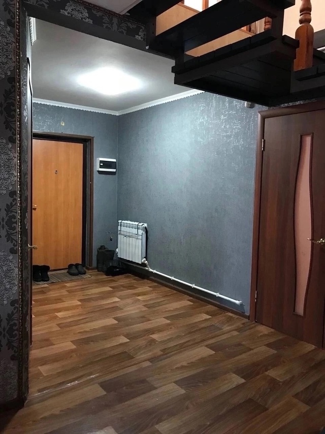 Продаётся двухэтажный дом с.Александровка ул.Пушкина ?...