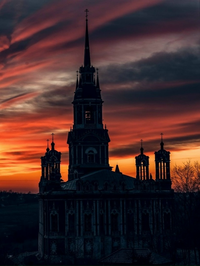 Пламенных можайских закатов вам в ленту 🔥