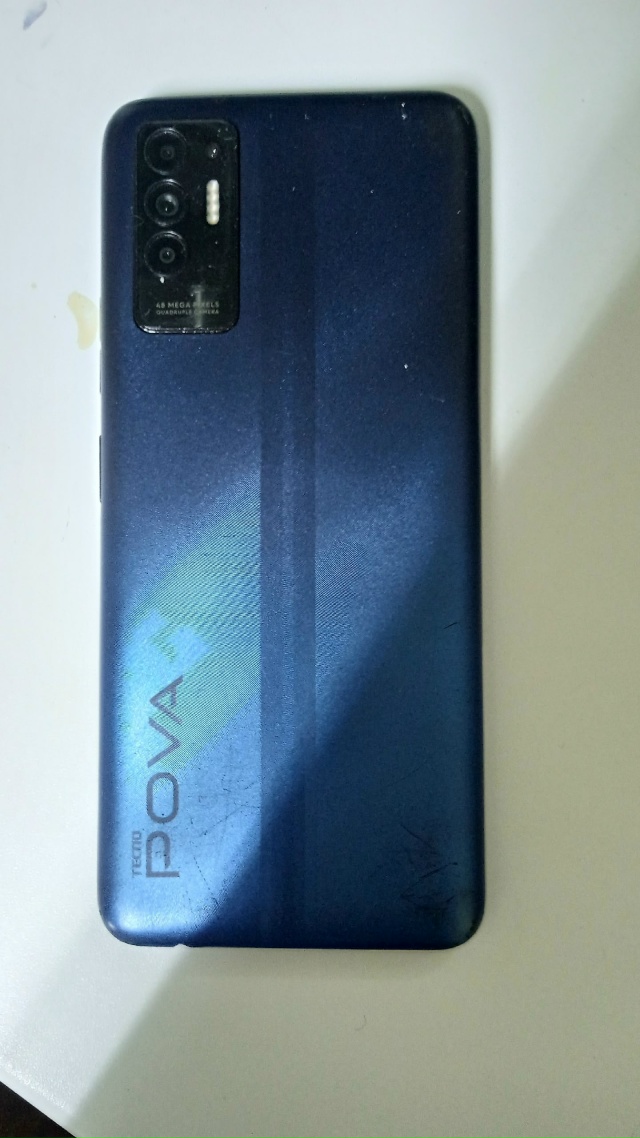 Оставлен сегодня ночью в такси, заблокирован.
Находитс...