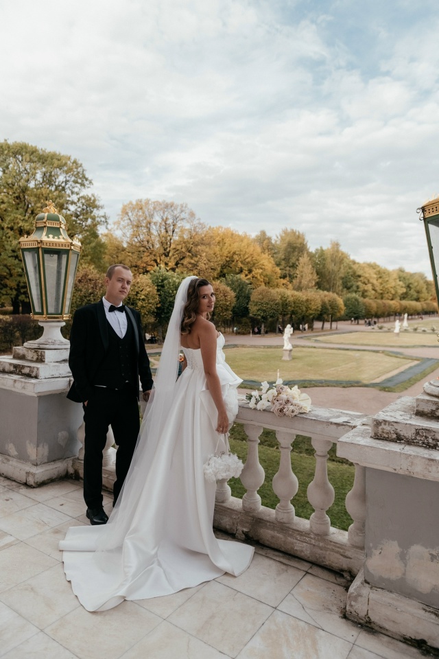 Девочки, тоже хочу поделиться с вами нашим днём свадьб?...