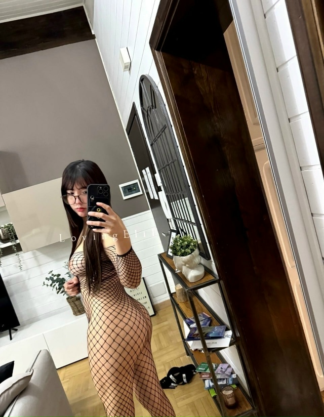 на таком удобно в крестики нолики играть