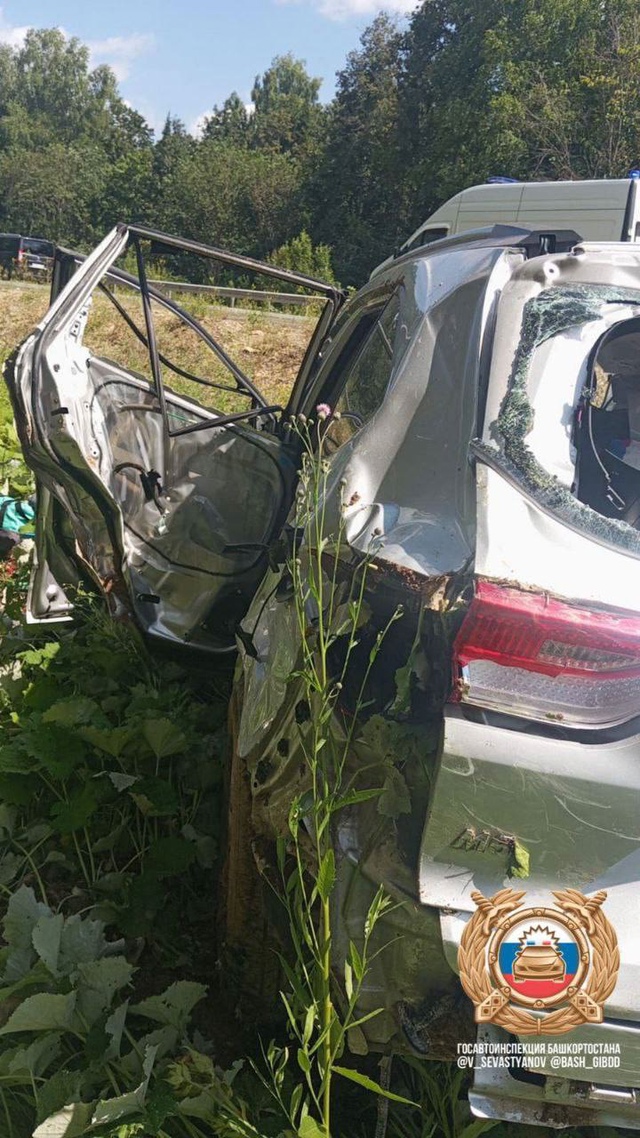 В Караидельском районе перевернулся Хавал
Авария про?...