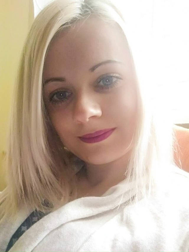 Чем она так хороша что ее все хотят ?