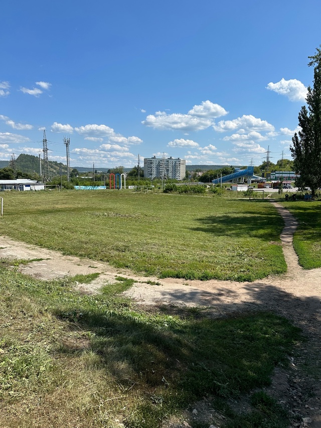Спасибо за работу тем, кто навел порядок на поле у 14 шко...