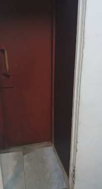 Всем доброго!
Требуется отделка тамбура между входной...